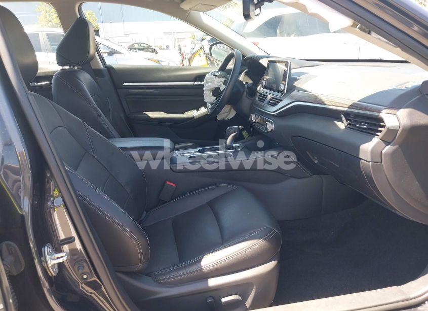 Photo 5 of 2019 Nissan Altima 2.5 SL (VIN 1N4BL4EV3KC129191)