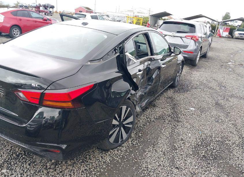 Photo 18 of 2019 Nissan Altima 2.5 SL (VIN 1N4BL4EV3KC163762)