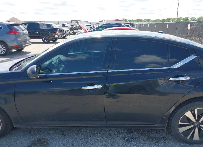 Photo 15 of 2019 Nissan Altima 2.5 SL (VIN 1N4BL4EV3KC169710)