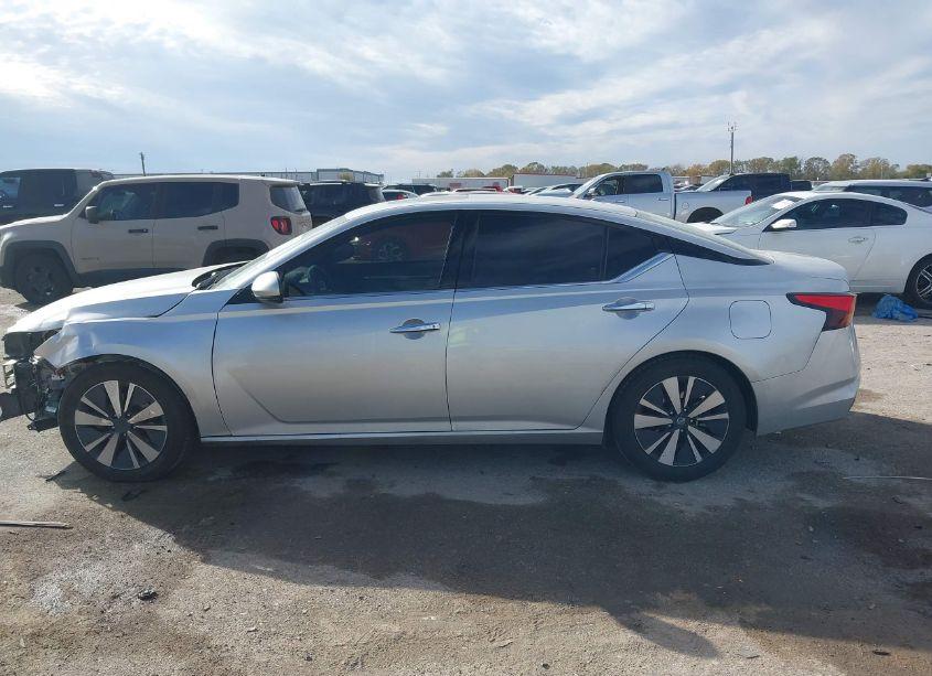 Photo 15 of 2019 Nissan Altima 2.5 SL (VIN 1N4BL4EV3KC199970)