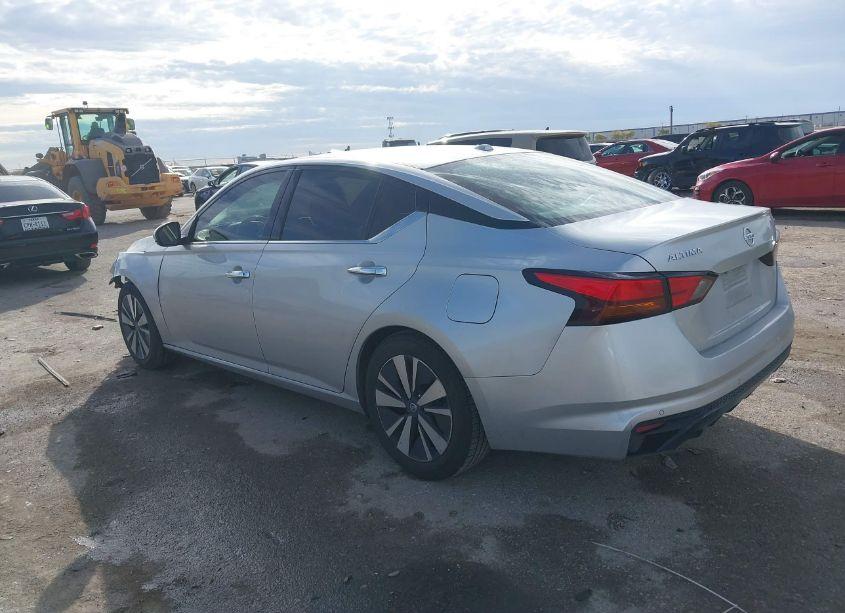 Photo 3 of 2019 Nissan Altima 2.5 SL (VIN 1N4BL4EV3KC199970)