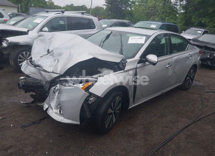 Photo 2 of 2019 Nissan Altima 2.5 SL (VIN 1N4BL4EV3KC214502)