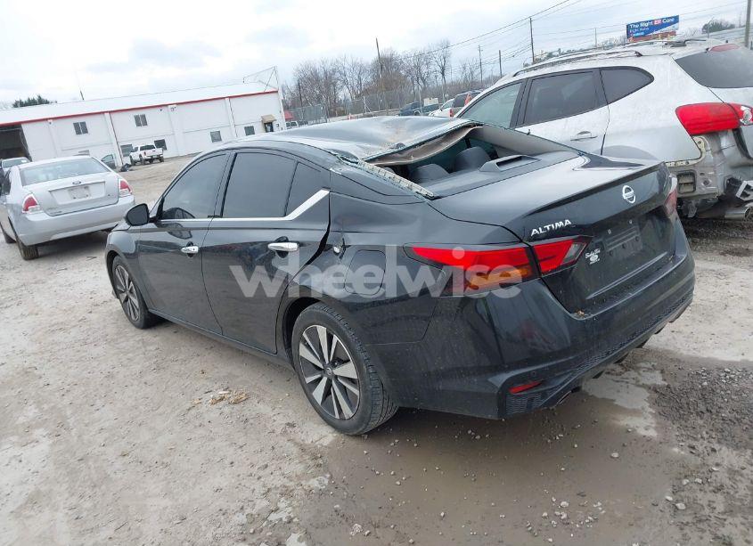 Photo 3 of 2019 Nissan Altima 2.5 SL (VIN 1N4BL4EV3KC216055)