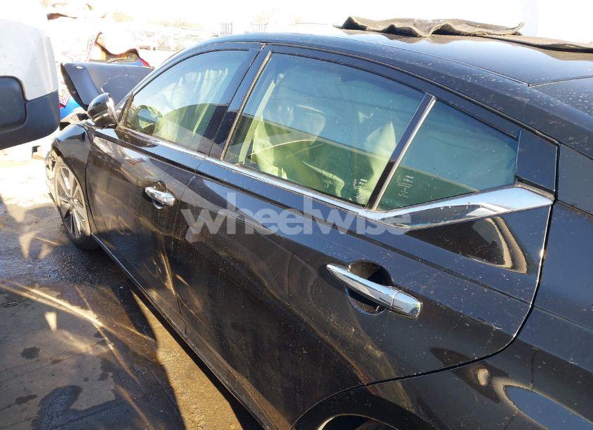 Photo 14 of 2020 Nissan Altima SL FWD (VIN 1N4BL4EV3LC128334)