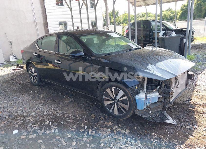 2020 Nissan Altima SL FWD (VIN 1N4BL4EV3LC137924) main photo