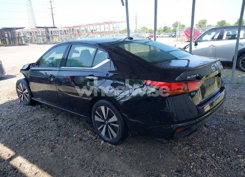 Photo 3 of 2020 Nissan Altima SL FWD (VIN 1N4BL4EV3LC137924)