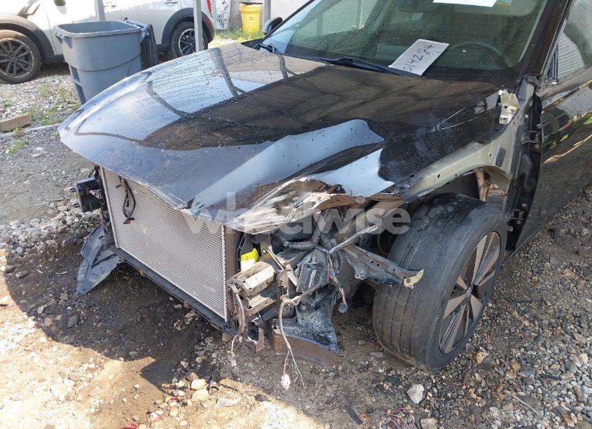 Photo 6 of 2020 Nissan Altima SL FWD (VIN 1N4BL4EV3LC137924)