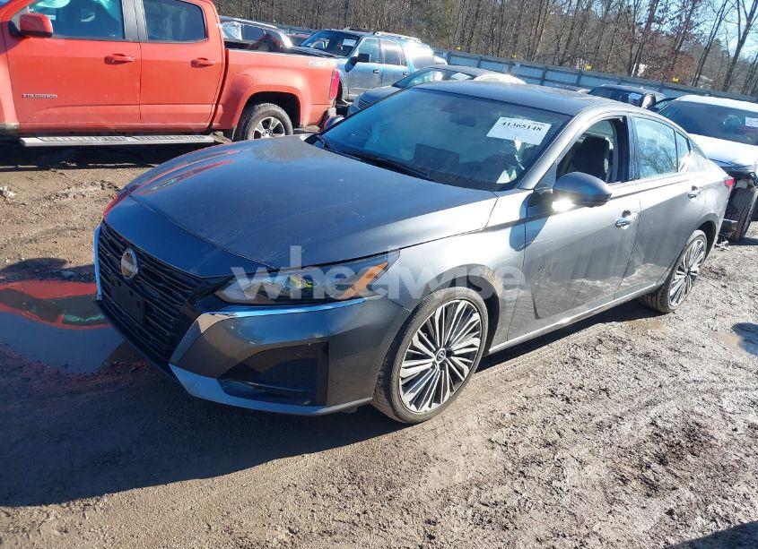 Photo 2 of 2023 Nissan Altima SL FWD (VIN 1N4BL4EV3PN397377)