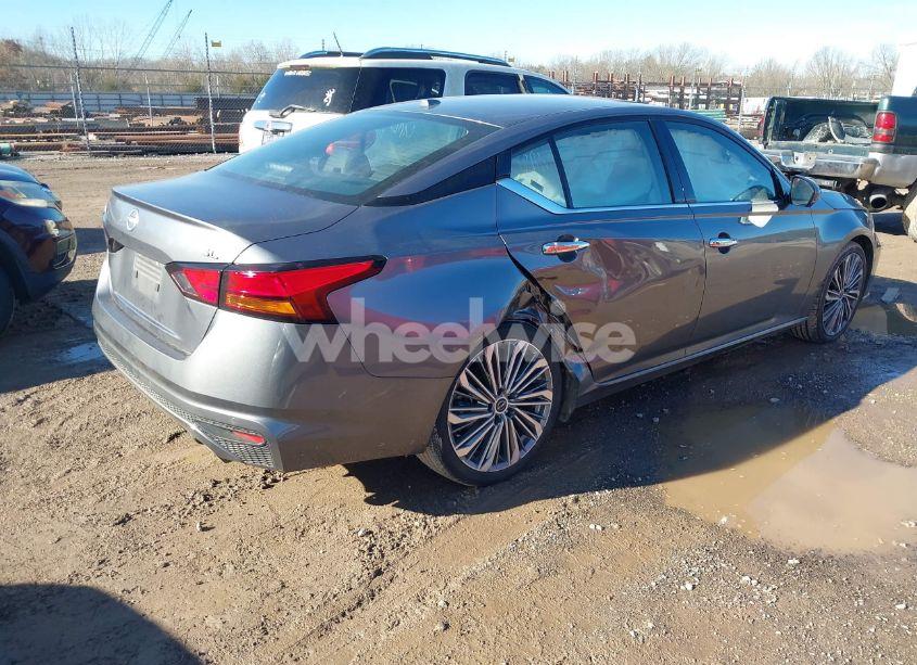 Photo 4 of 2023 Nissan Altima SL FWD (VIN 1N4BL4EV3PN397377)