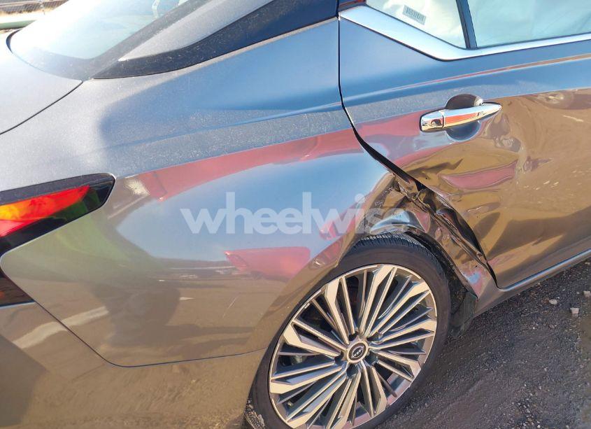 Photo 6 of 2023 Nissan Altima SL FWD (VIN 1N4BL4EV3PN397377)