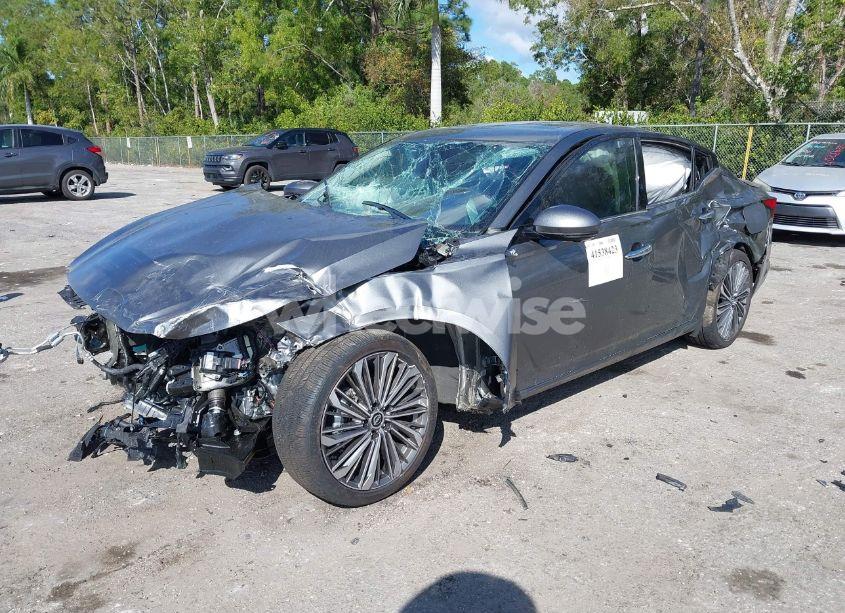 Photo 2 of 2024 Nissan Altima SL FWD (VIN 1N4BL4EV3RN437458)