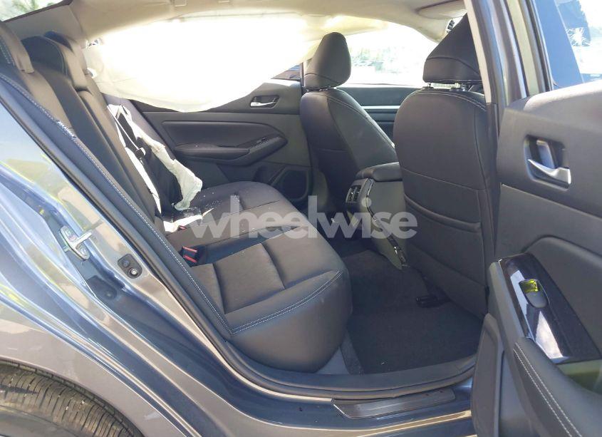 Photo 8 of 2024 Nissan Altima SL FWD (VIN 1N4BL4EV3RN437458)