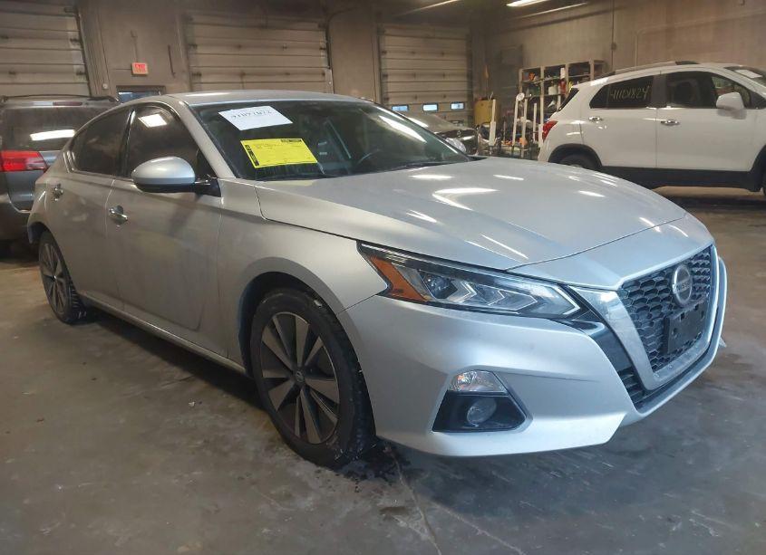 2019 Nissan Altima 2.5 SL (VIN 1N4BL4EV4KC190226) main photo