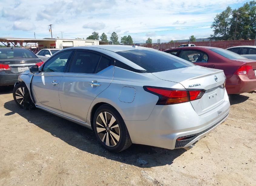 Photo 3 of 2019 Nissan Altima 2.5 SL (VIN 1N4BL4EV4KC227744)