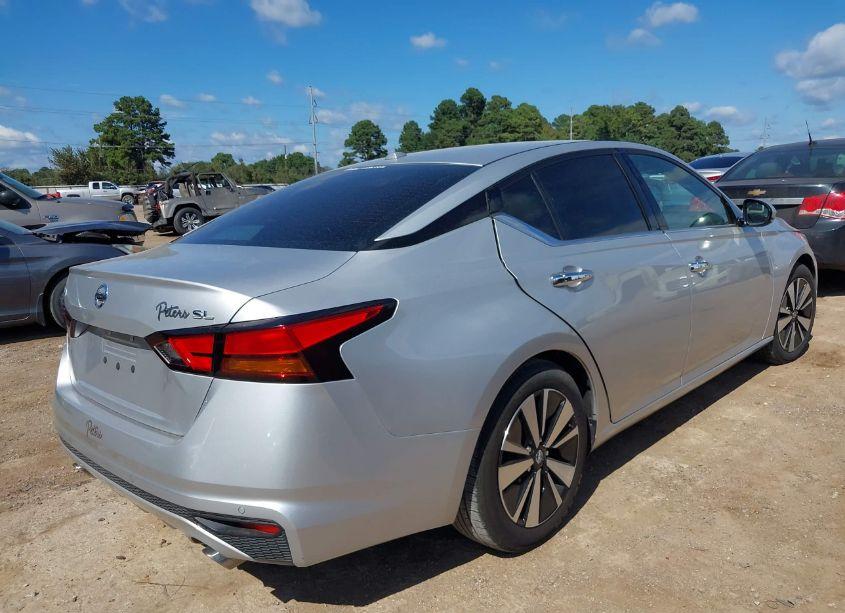 Photo 4 of 2019 Nissan Altima 2.5 SL (VIN 1N4BL4EV4KC227744)
