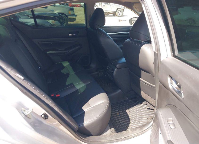 Photo 8 of 2019 Nissan Altima 2.5 SL (VIN 1N4BL4EV4KC227744)