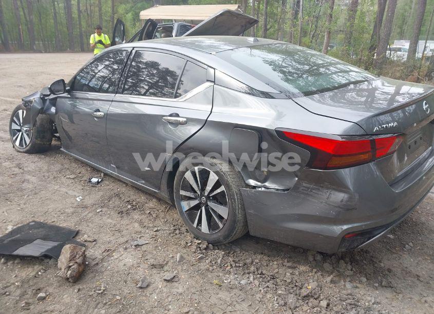 Photo 3 of 2019 Nissan Altima 2.5 SL (VIN 1N4BL4EV4KC256015)