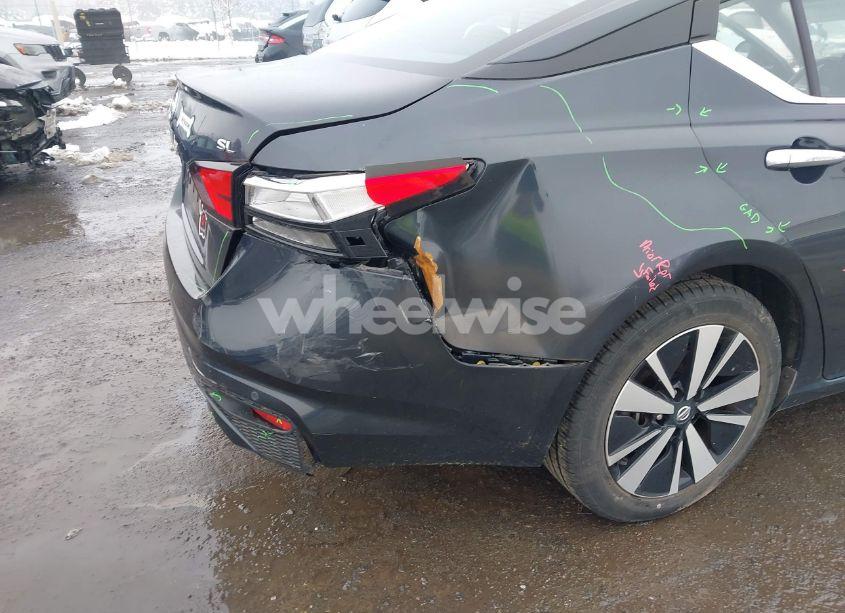 Photo 6 of 2020 Nissan Altima SL FWD (VIN 1N4BL4EV4LC226613)