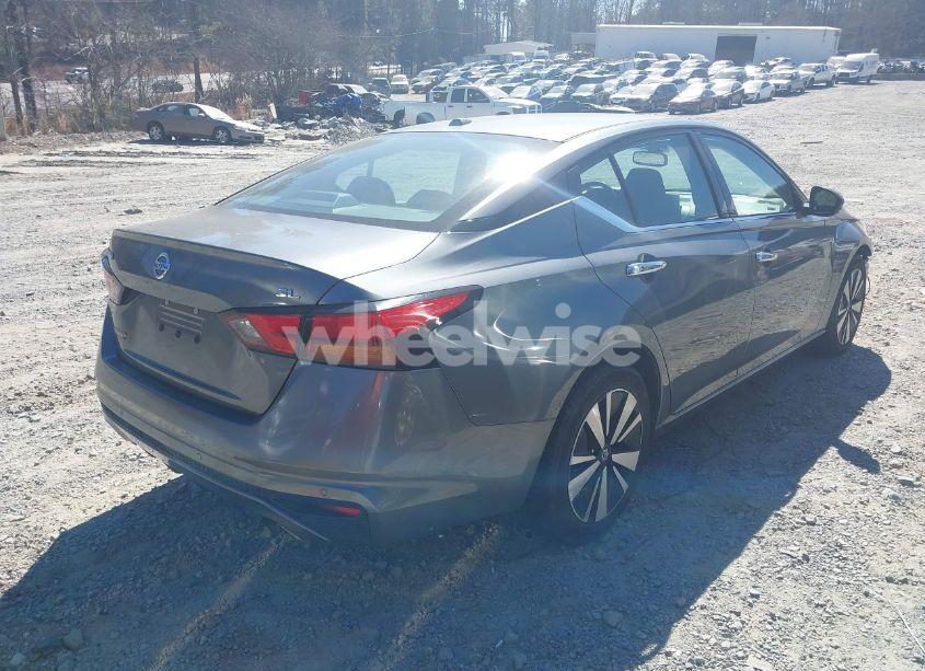 Photo 4 of 2020 Nissan Altima SL FWD (VIN 1N4BL4EV4LN301525)