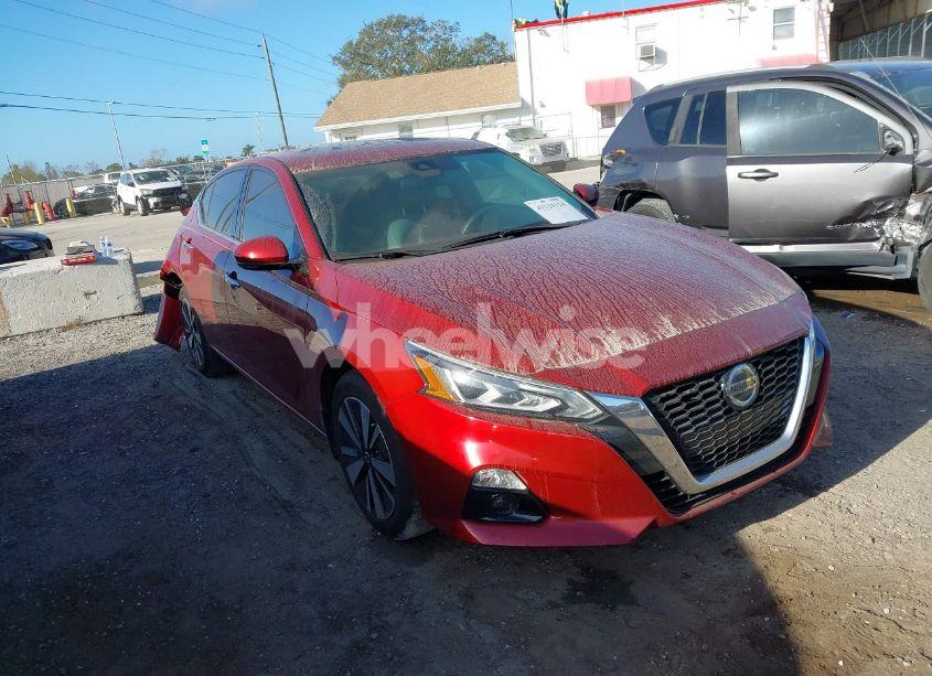2021 Nissan Altima SL FWD (VIN 1N4BL4EV4MN353142) main photo