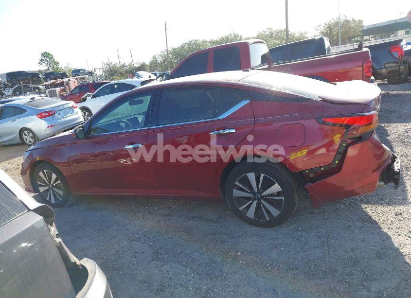 Photo 15 of 2021 Nissan Altima SL FWD (VIN 1N4BL4EV4MN353142)