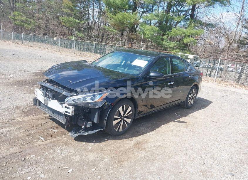 Photo 2 of 2019 Nissan Altima 2.5 SL (VIN 1N4BL4EV5KC203971)