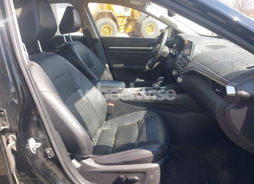 Photo 5 of 2019 Nissan Altima 2.5 SL (VIN 1N4BL4EV5KC203971)