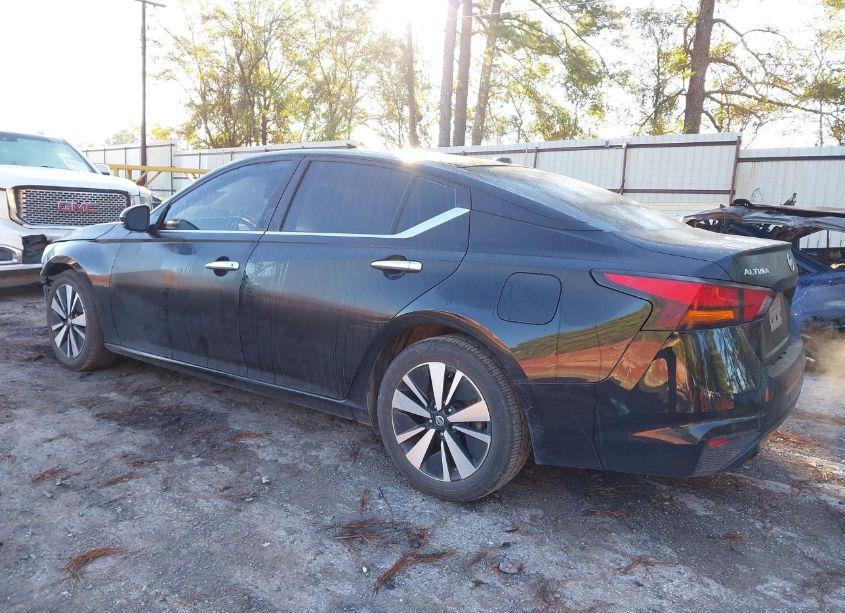 Photo 3 of 2019 Nissan Altima 2.5 SL (VIN 1N4BL4EV5KC236579)