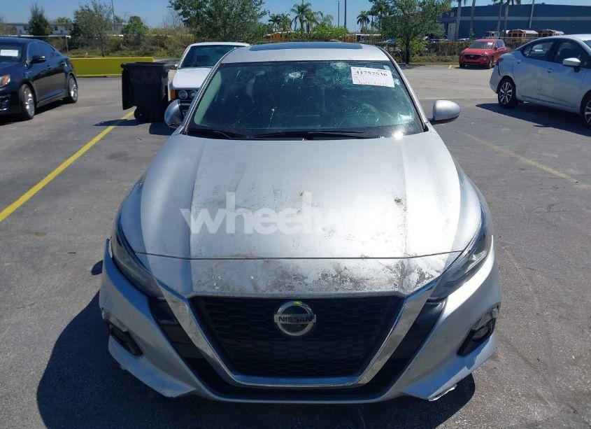 Photo 6 of 2020 Nissan Altima SL FWD (VIN 1N4BL4EV5LC144888)