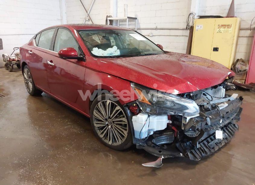 2023 Nissan Altima SL FWD (VIN 1N4BL4EV5PN356104) main photo