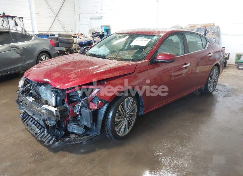 Photo 2 of 2023 Nissan Altima SL FWD (VIN 1N4BL4EV5PN356104)