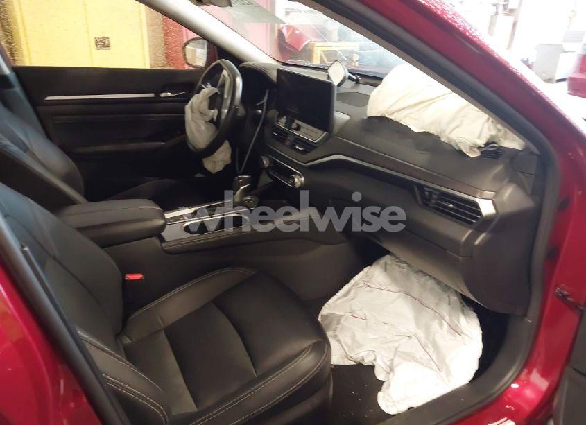 Photo 5 of 2023 Nissan Altima SL FWD (VIN 1N4BL4EV5PN356104)