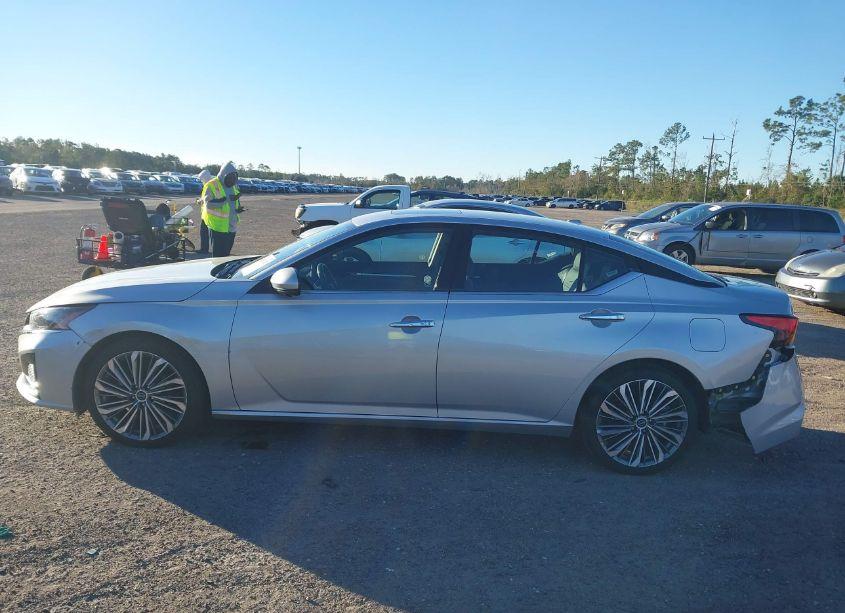 Photo 14 of 2023 Nissan Altima SL FWD (VIN 1N4BL4EV5PN360282)
