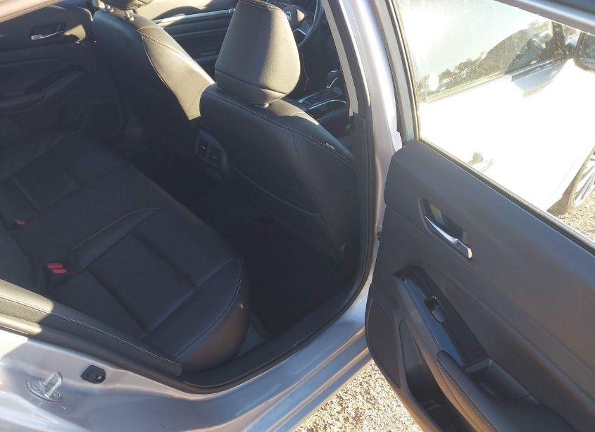 Photo 8 of 2023 Nissan Altima SL FWD (VIN 1N4BL4EV5PN360282)