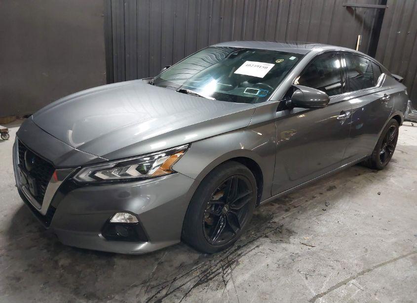 Photo 2 of 2019 Nissan Altima 2.5 SL (VIN 1N4BL4EV6KC146972)