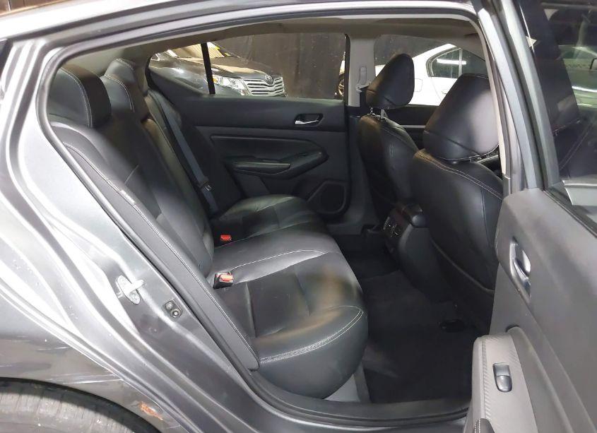 Photo 8 of 2019 Nissan Altima 2.5 SL (VIN 1N4BL4EV6KC146972)