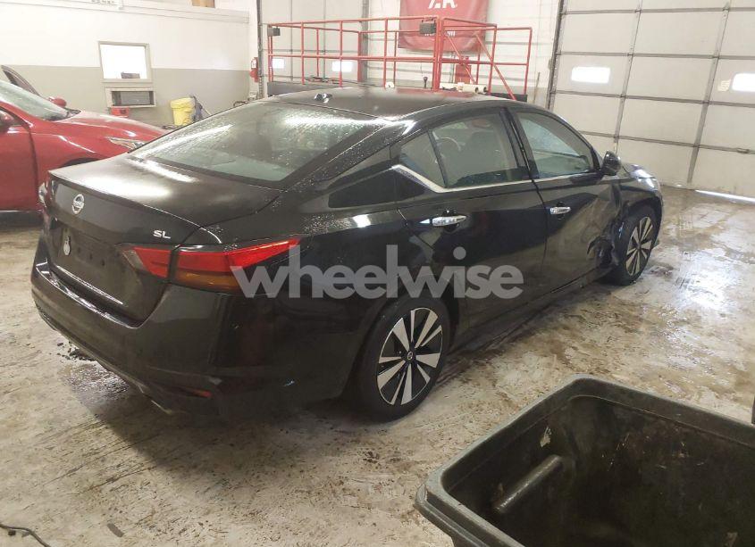 Photo 4 of 2020 Nissan Altima SL FWD (VIN 1N4BL4EV6LC149372)