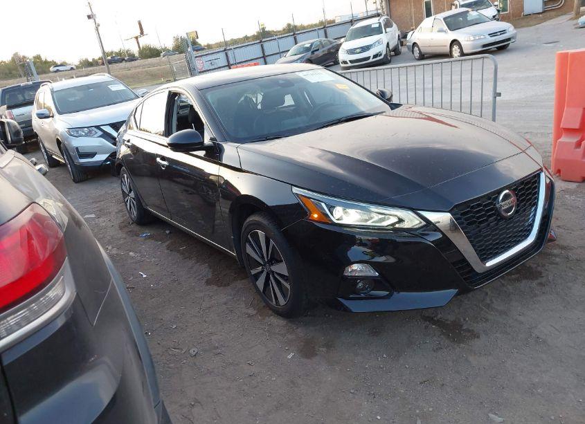 2021 Nissan Altima SL FWD (VIN 1N4BL4EV6MN307067) main photo