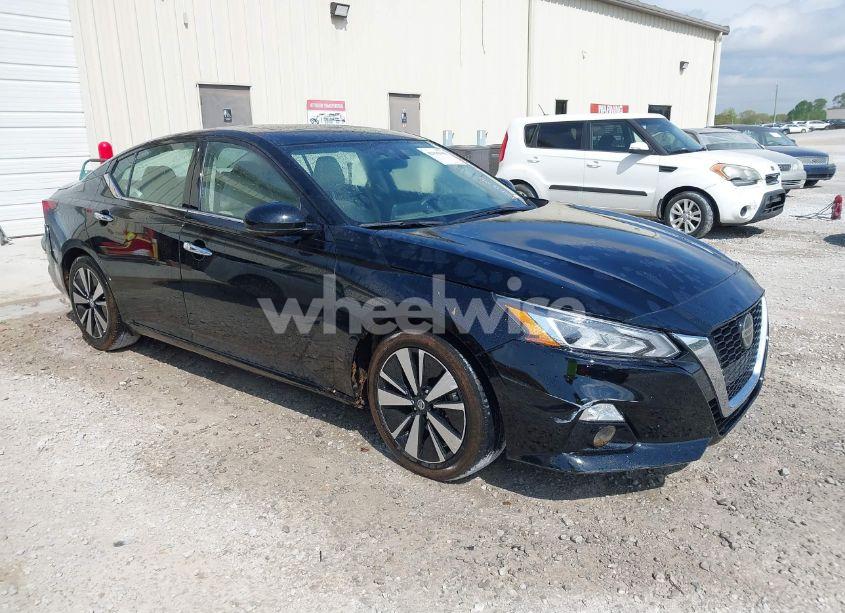 2022 Nissan Altima SL FWD (VIN 1N4BL4EV6NN357646) main photo
