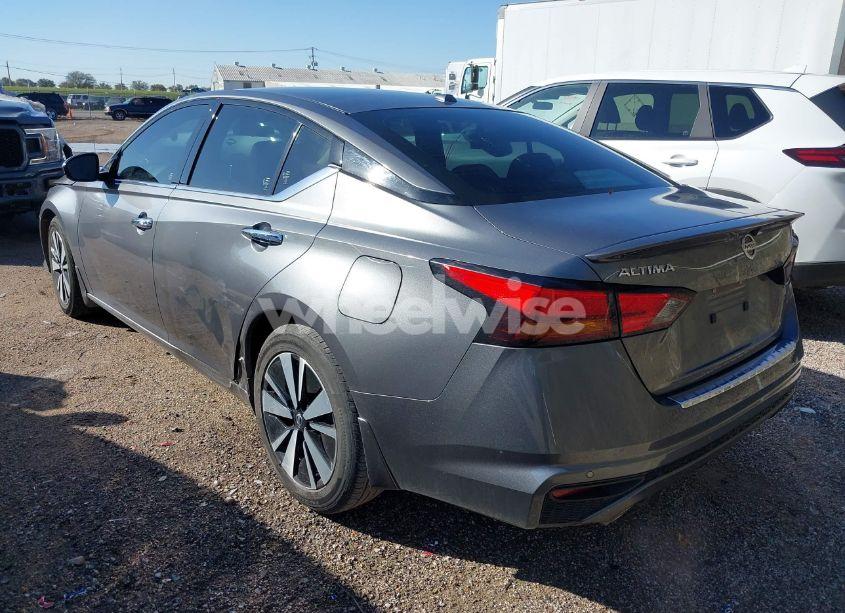 Photo 3 of 2022 Nissan Altima SL FWD (VIN 1N4BL4EV6NN411589)