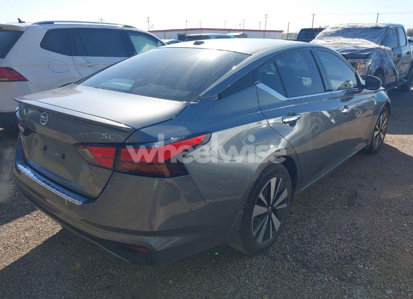 Photo 4 of 2022 Nissan Altima SL FWD (VIN 1N4BL4EV6NN411589)