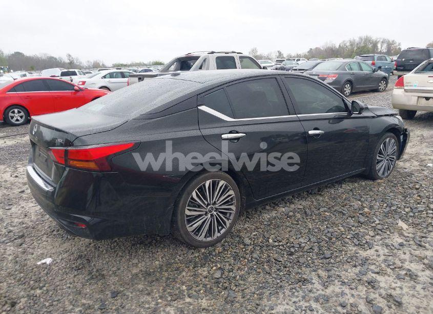 Photo 4 of 2023 Nissan Altima SL FWD (VIN 1N4BL4EV6PN321829)