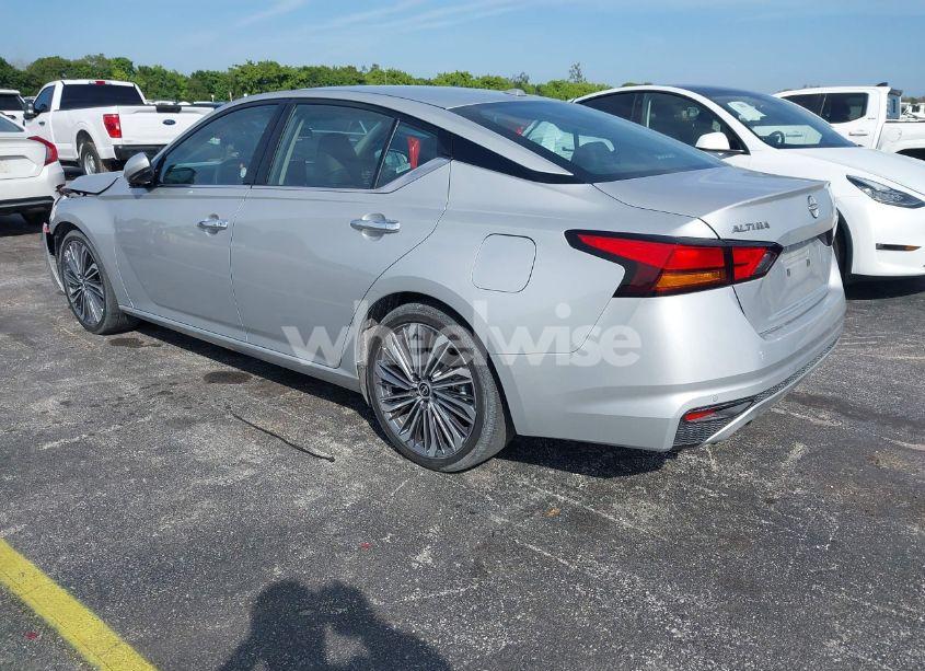 Photo 3 of 2023 Nissan Altima SL FWD (VIN 1N4BL4EV6PN413992)