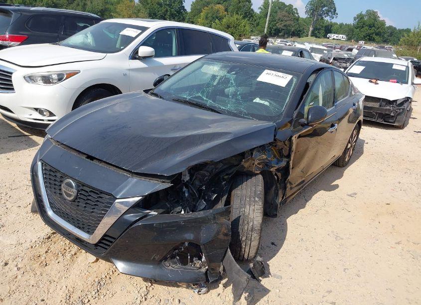 Photo 2 of 2019 Nissan Altima 2.5 SL (VIN 1N4BL4EV7KC121479)