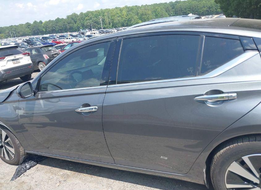 Photo 14 of 2019 Nissan Altima 2.5 SL (VIN 1N4BL4EV7KC159813)