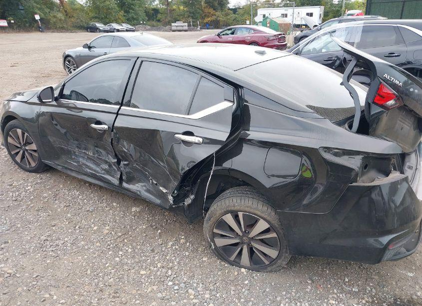 Photo 6 of 2020 Nissan Altima SL FWD (VIN 1N4BL4EV7LC149459)