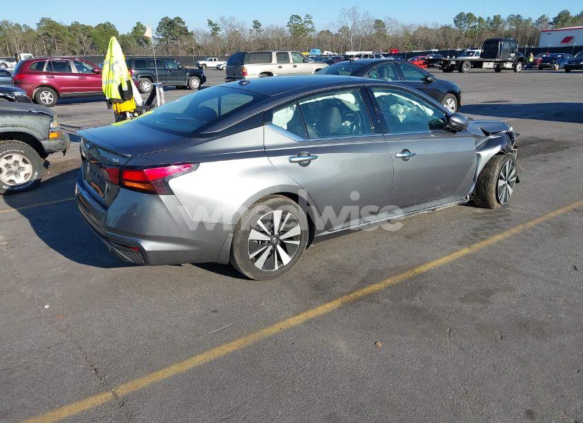 Photo 4 of 2020 Nissan Altima SL FWD (VIN 1N4BL4EV7LN304886)