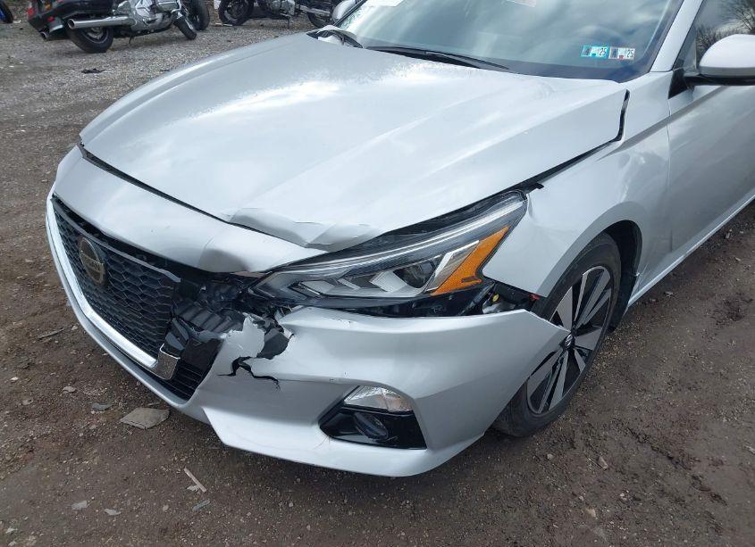 Photo 6 of 2022 Nissan Altima SL FWD (VIN 1N4BL4EV7NN413397)