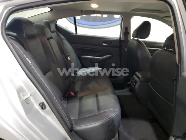 Photo 2 of 2023 NISSAN ALTIMA SL (VIN 1N4BL4EV7PN315974)