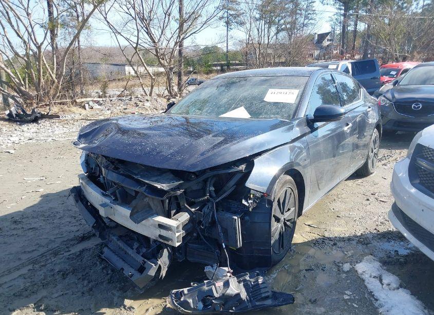 Photo 2 of 2019 Nissan Altima 2.5 SL (VIN 1N4BL4EV8KC110958)